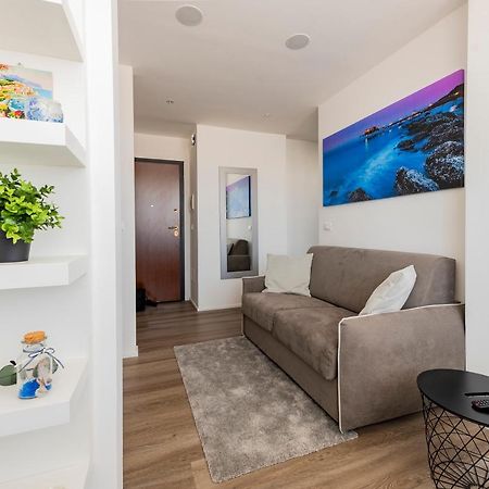 Piazza Salotto & Stazione Comfy Apartment Pescara Extérieur photo